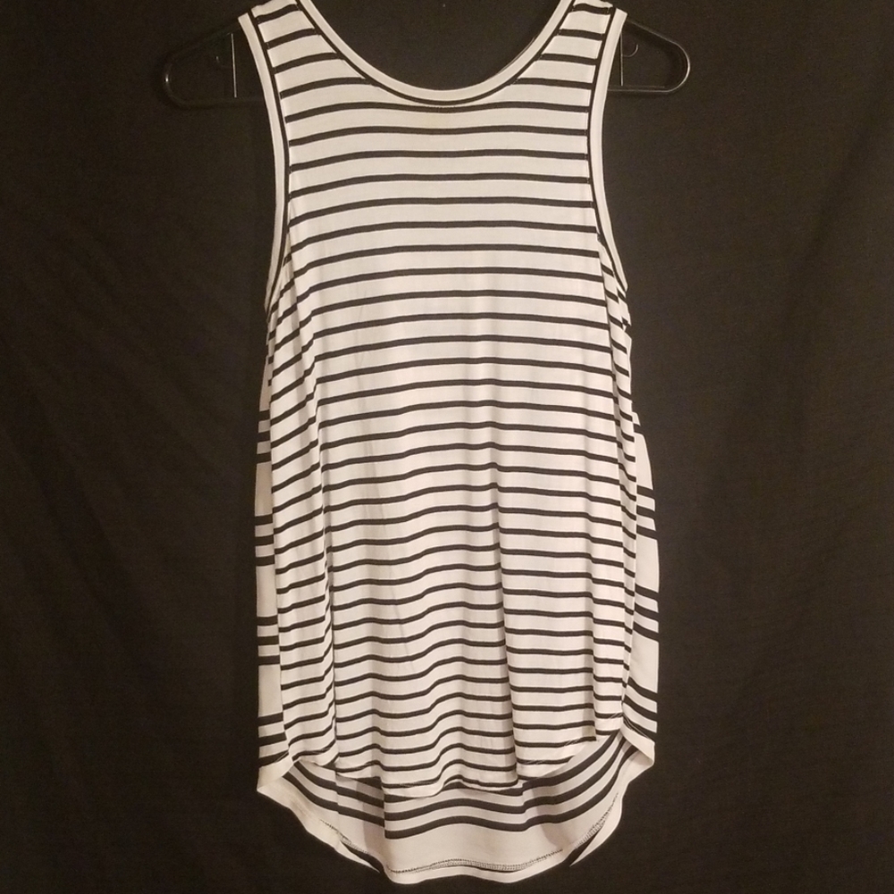 ❤LOFT striped sleeveless top❤